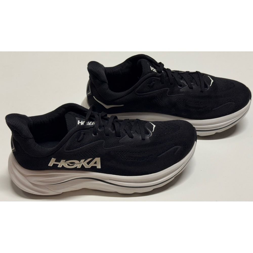 Hoka Clifton 10 Black White Running Shoes Womens 10.5 B 1162031 BWHT Sneaker